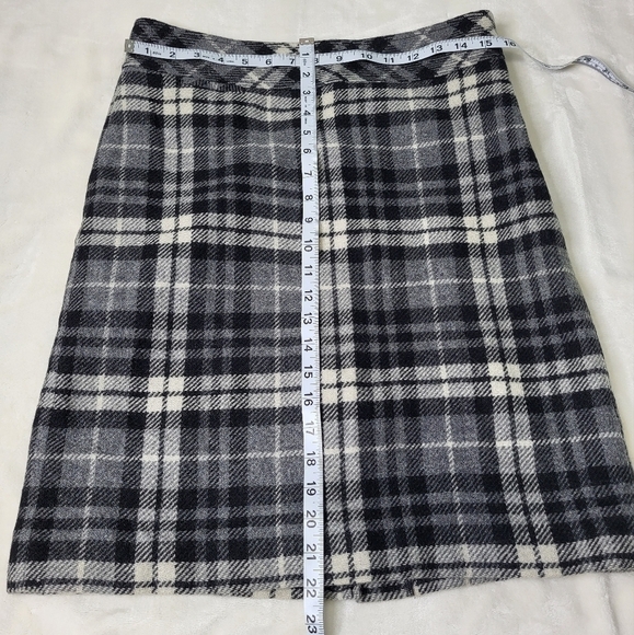 L.L Bean Wool Blend Skirt. Size 8. Grey, Black & White. - Picture 7 of 9